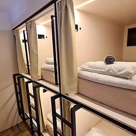Cabin Hostel * Lublaň